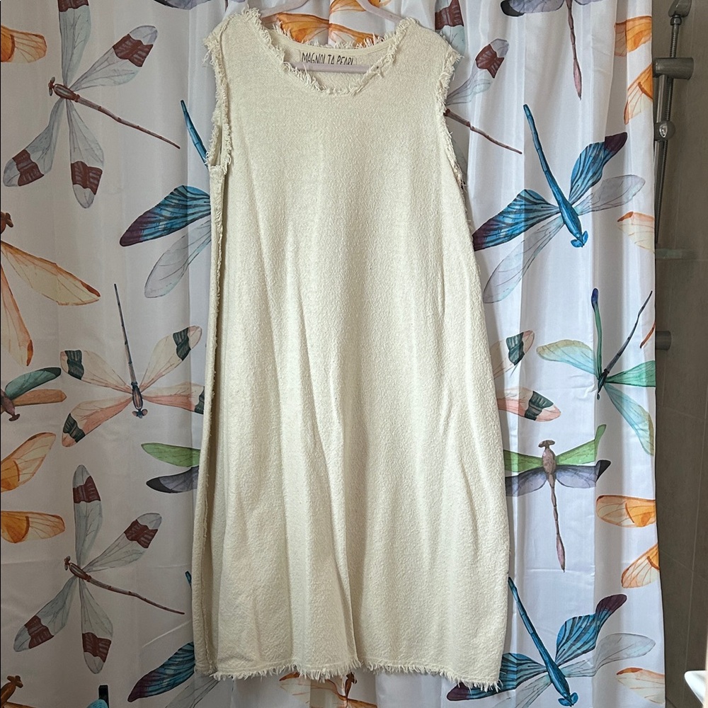 Magnolia Pearl woven cotton sleeveless overdress in „moonlight“